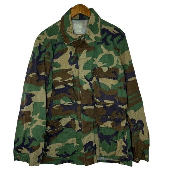 US Army Camouflage Woodland Pattern Field Cold Weather Military Jacket Sz L Men - Picture 1 of 11